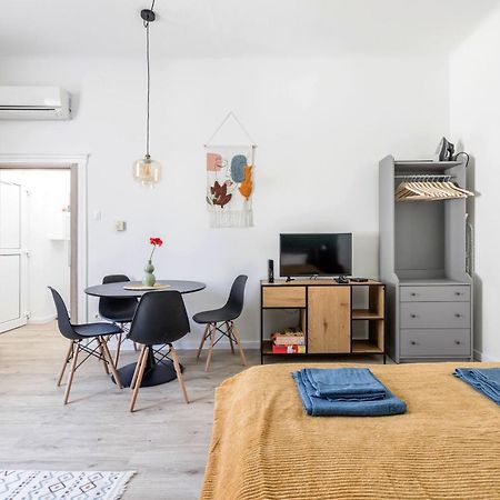 Stylish And Colourful Apartment In The City Centre Budapest Kültér fotó