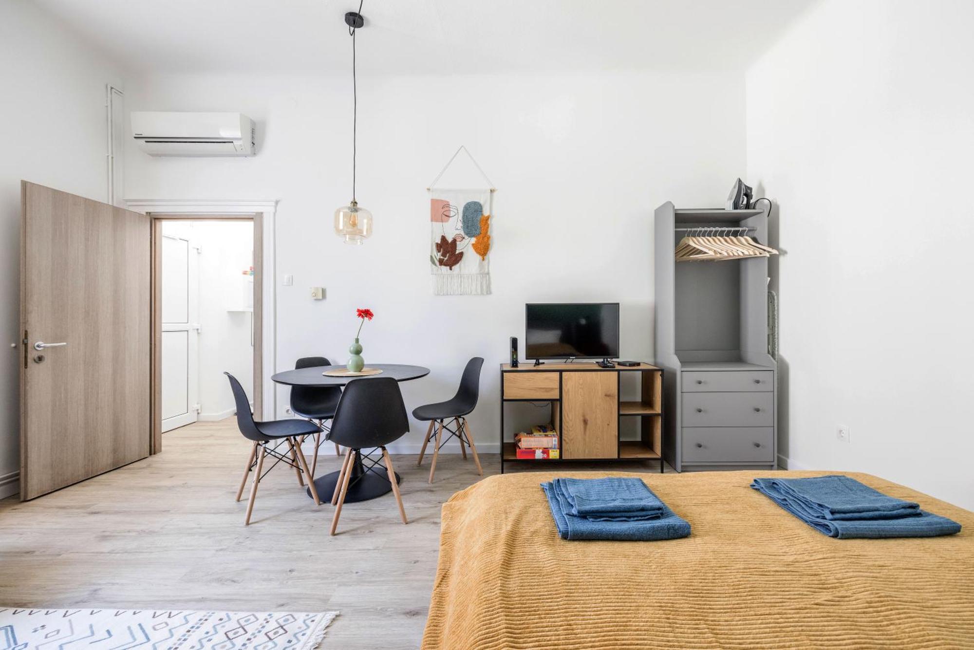 Stylish And Colourful Apartment In The City Centre Budapest Kültér fotó